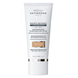 institut_esthederm_photo_reverse_sz_nezett_f_nyv_d_hiperpigment_lt_b_rre_k_zepes_b_zs_1.jpg