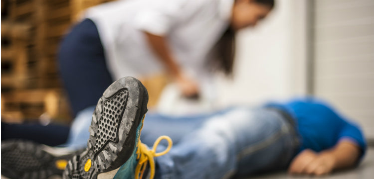 Epilepsziás rohamot lát? Ezt tegye!