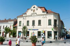 A megújult gyógyszertárral ünnepelt a BENU a "Balaton fővárosában"