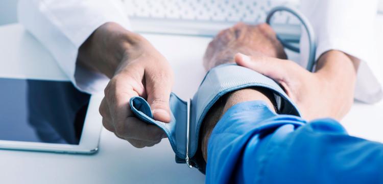 Így csökkenthető gyorsan a vérnyomás - HáziPatika